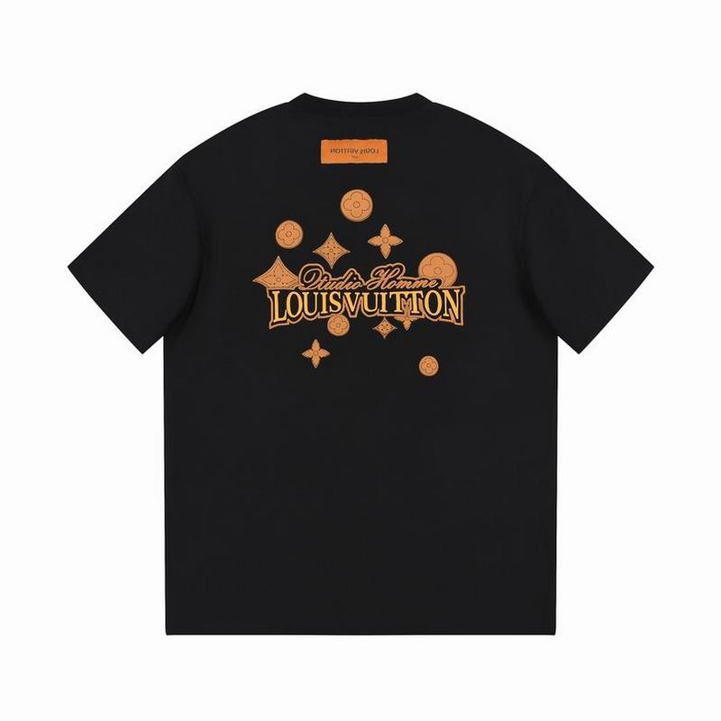 Louis Vuitton Men's T-shirts 714